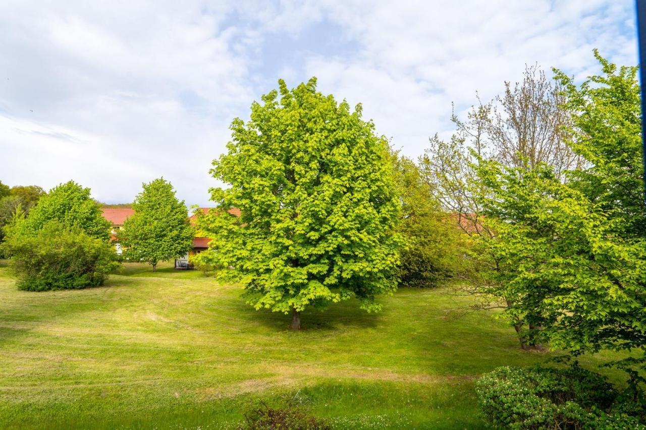 Feriendorf Rugana - Budget Appartement Mit 1 Schlafzimmer A39 Dranske Bagian luar foto