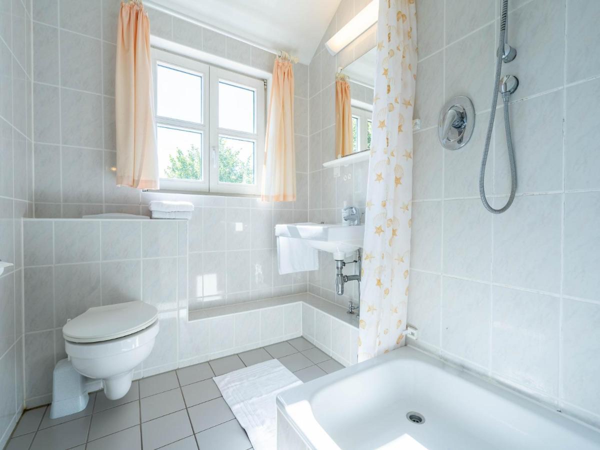 Feriendorf Rugana - Budget Appartement Mit 1 Schlafzimmer A39 Dranske Bagian luar foto